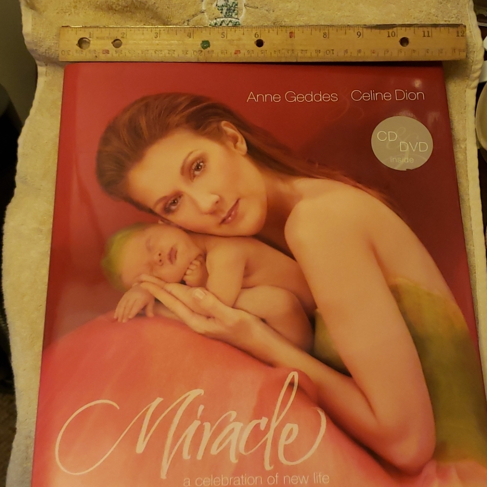 Anne Geddes akd Celine Dion coffee table book